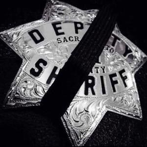 Meet your Posher, Robin